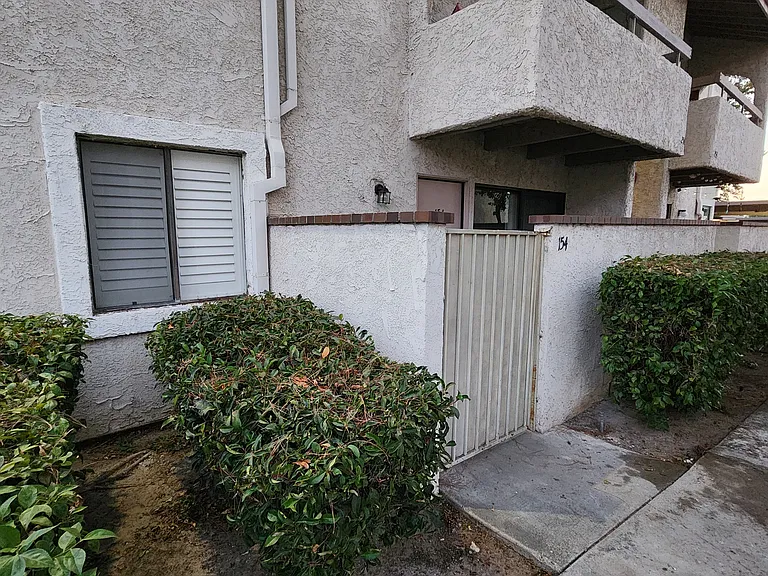 25023 Peachland Ave #154 — Photo 7