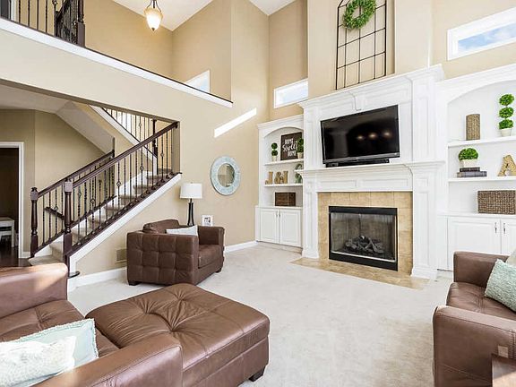 4th image of 4437 Yellow Wood Dr