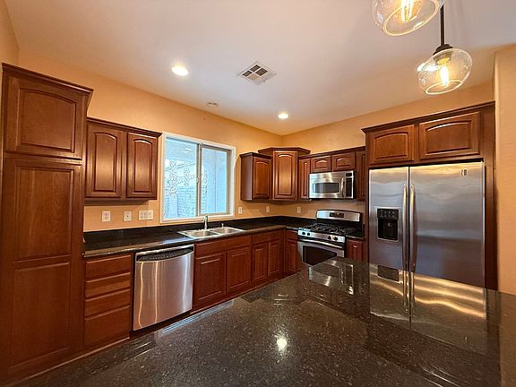 4th image of 11833 Bussero Ct