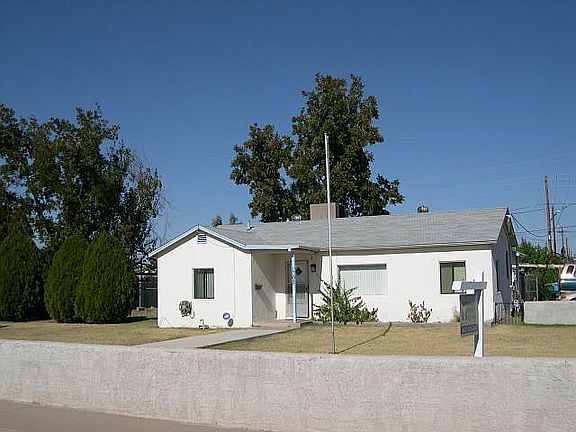 Near 1/2 Acre Lot in Central Phoenix