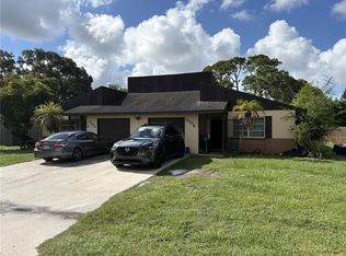 2204 54th Avenue Dr W, Bradenton, FL 34207
