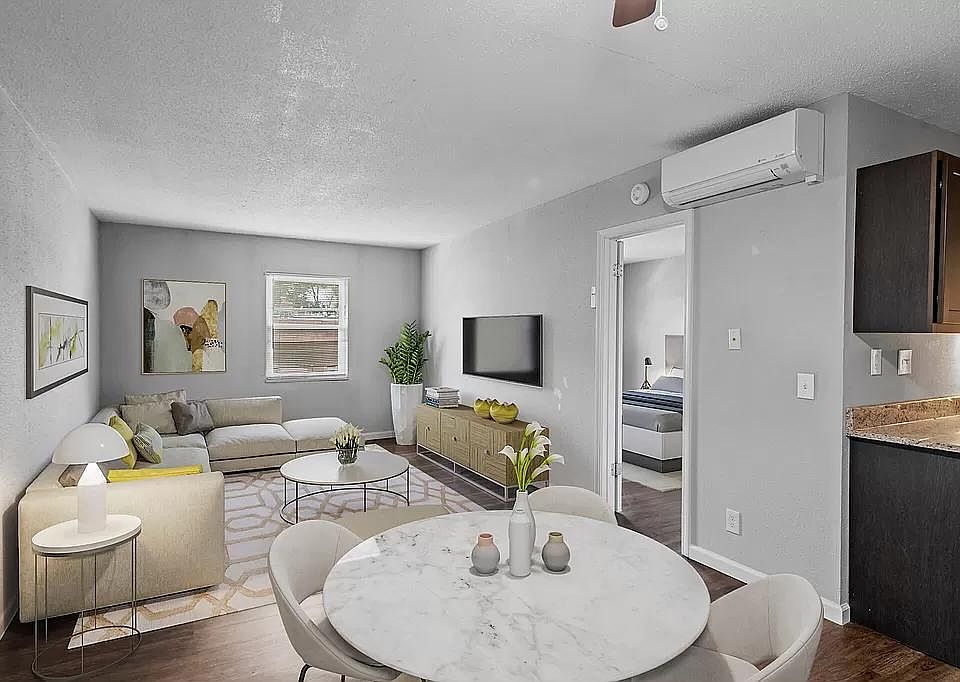 1st image of 5825 Southwest Ave #1F