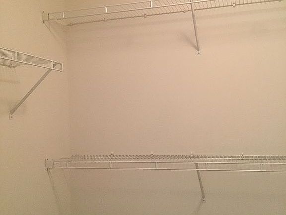 walk-in primary bd rm 1 of 2