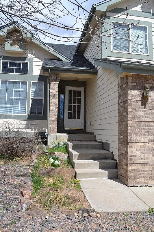 Building Photo - 3829 Crestone Dr