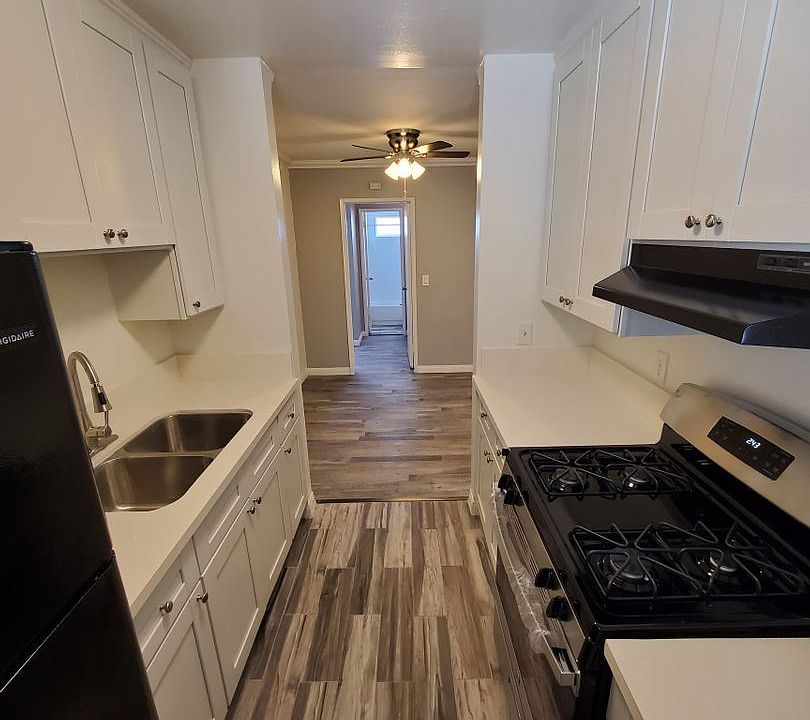 1st image of 430 N Normandie Pl #2
