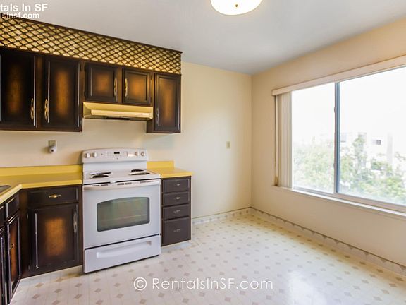 4th image of 270 20th Ave APT 3