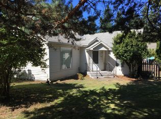 8611 SE Strawberry Ln, Milwaukie, OR