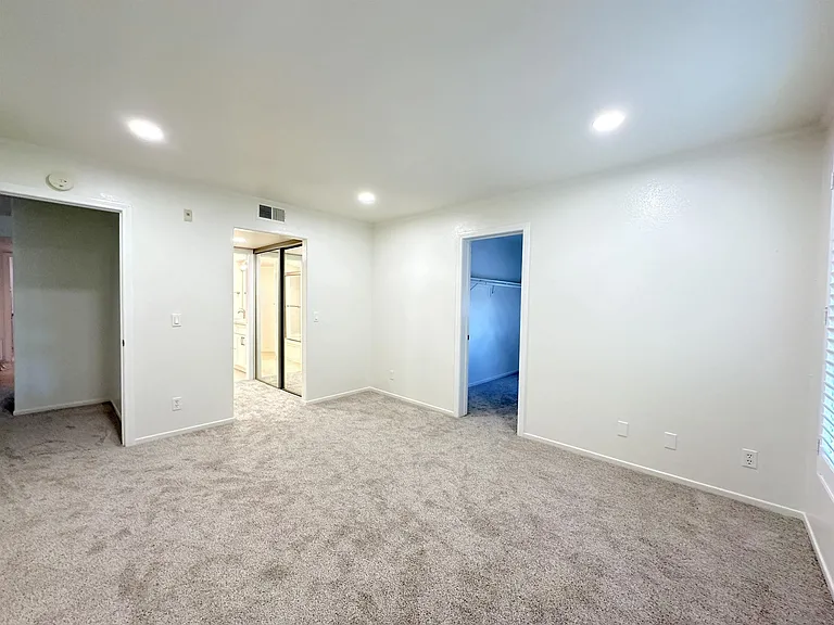 7560 Eads Ave #11 — Photo 11