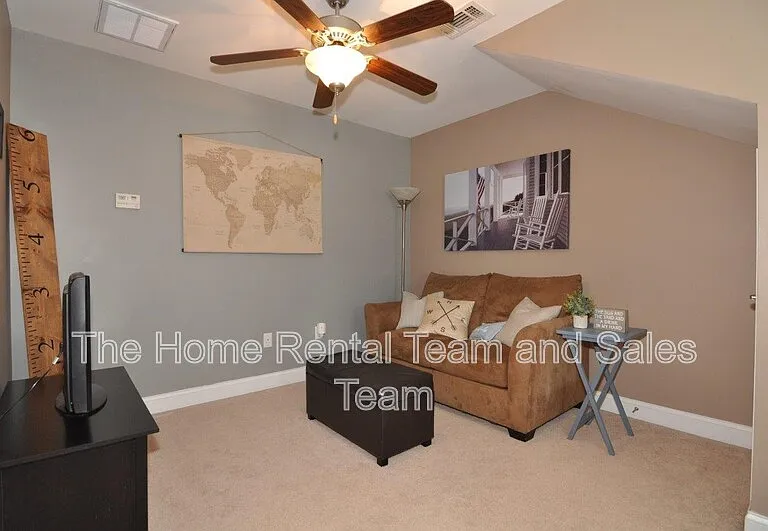 156 Cottonham Ct — Photo 20