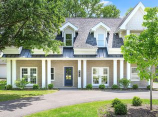 608 W 55th St, Hinsdale, IL 60521