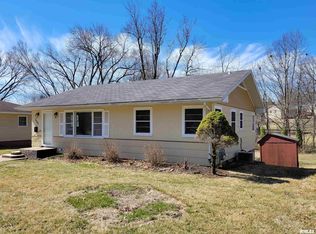 3022 Tower Rd, Clinton, IA 52732