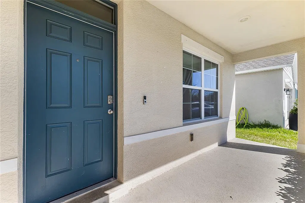 5 bed, 3.5 bath, 2884 sqft, $3,375 — Photo 4