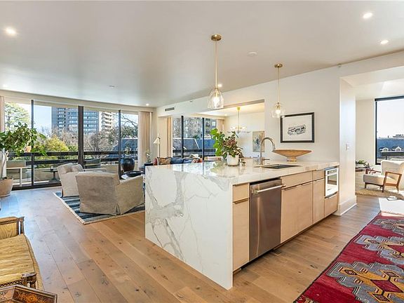 3rd image of 2660 Peachtree Rd NW APT 6H