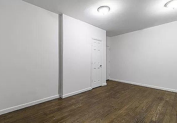 5th image of 341 W 45th St #5