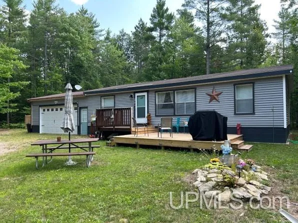 N4240 Amy Lynn Ln, Wetmore, MI 49895