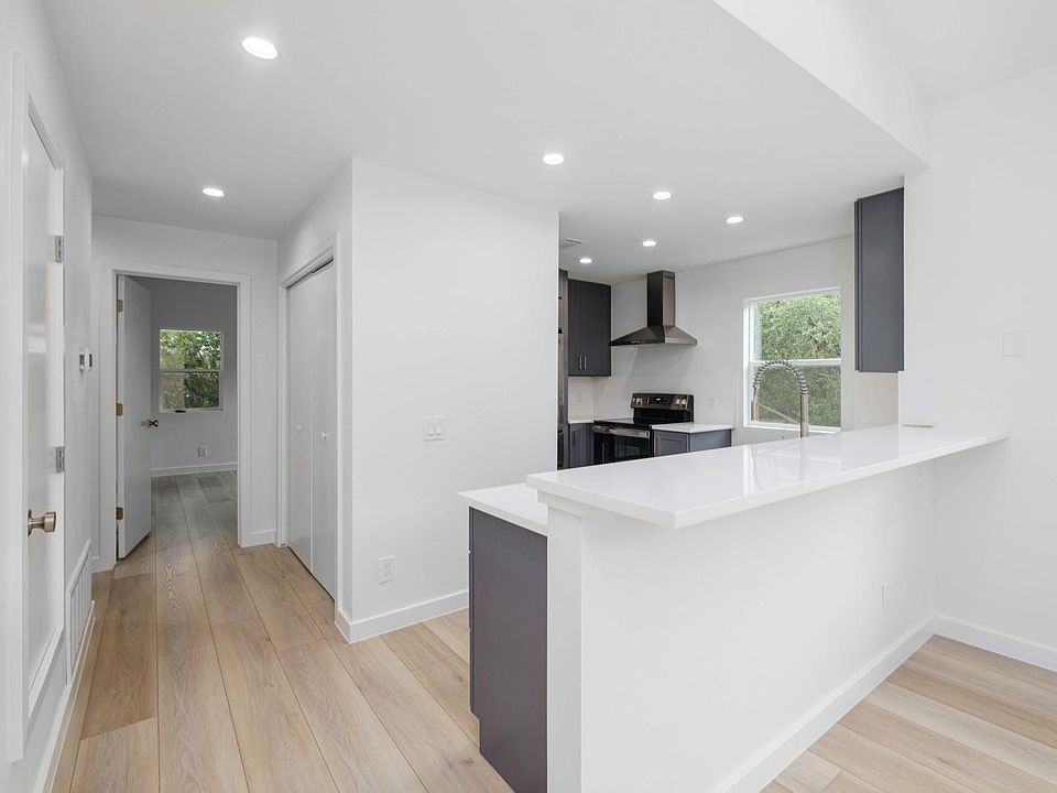 1st image of 1803 Bouldin Ave #B