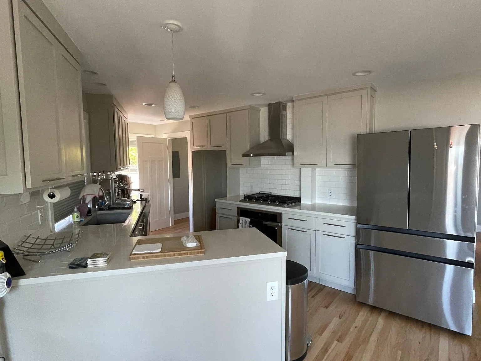 3 bed, 2.5 bath, 2000 sqft, $6,250 — Photo 3
