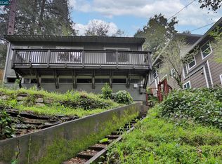 6001 Valley View Rd, Oakland, CA 94611