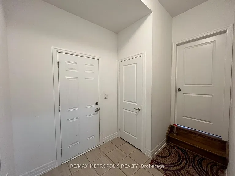 126 Frank Kelly Dr #BASEMENT — Photo 23
