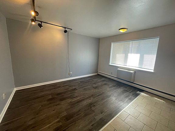 5th image of 1417 N Prospect Ave #106