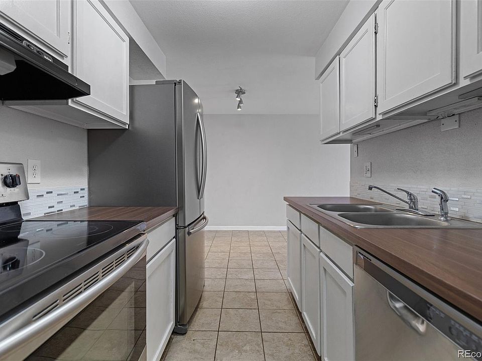 1st image of 209 E Highline Circle #302