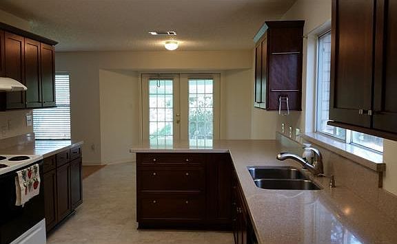 5th image of 2103 Jasper Ln