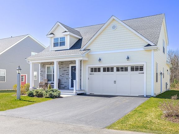 3rd image of 6 Trailside Ct #6