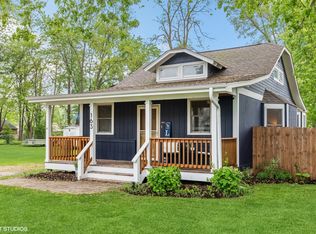 163 Lakewood Ave, Crystal Lake, IL 60014