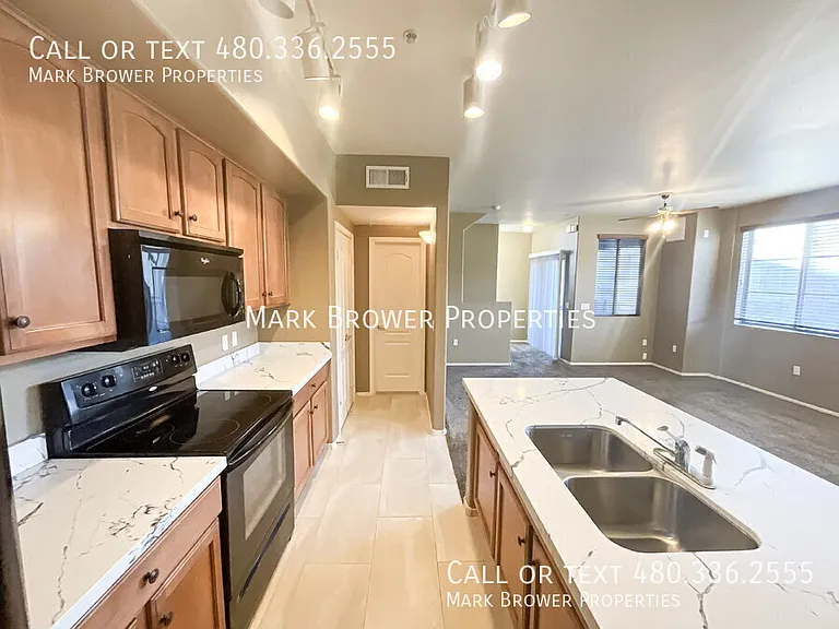 2402 E 5th St #1676 — Photo 6
