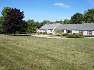 39 East Rd, Francestown, NH 03043