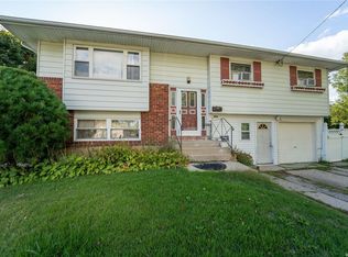 1624 Brightshore Blvd, Bay Shore, NY 11706