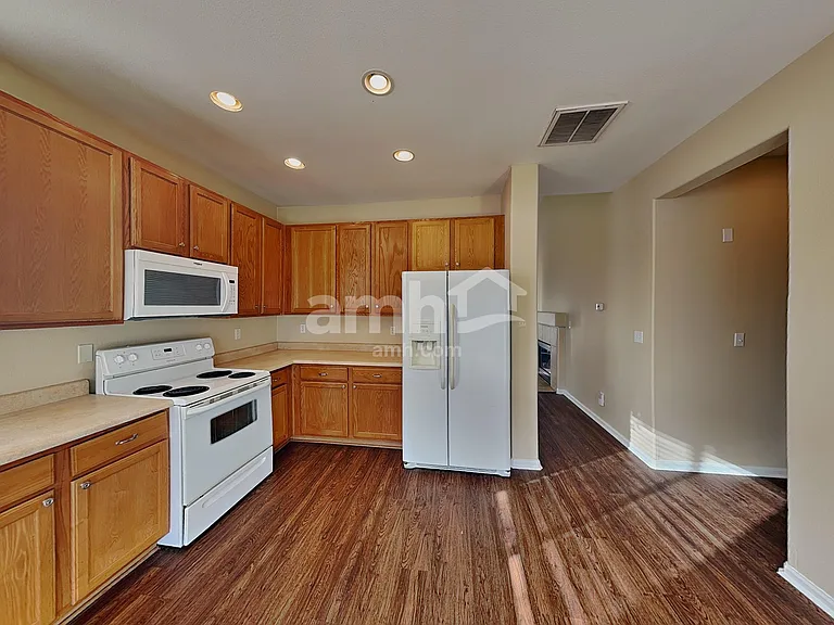 15142 E 119th Ave — Photo 4