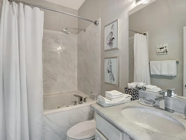 16600 N Thompson Peak Pkwy #2050 — Photo 16