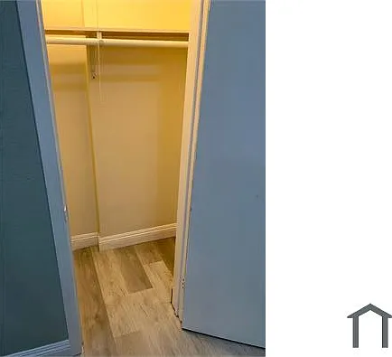 1504 W Florence Ave #7 — Photo 5