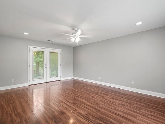 4th image of 6204 Perry Ave