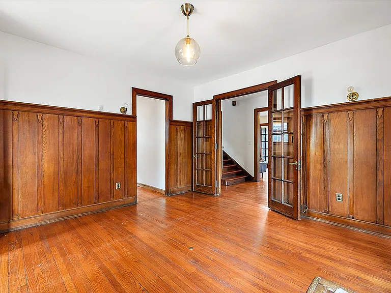 7433 Poe St — Photo 8