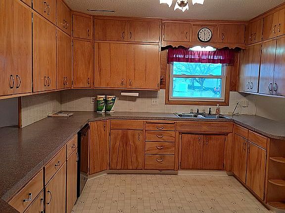 Kitchen with ample cupboards