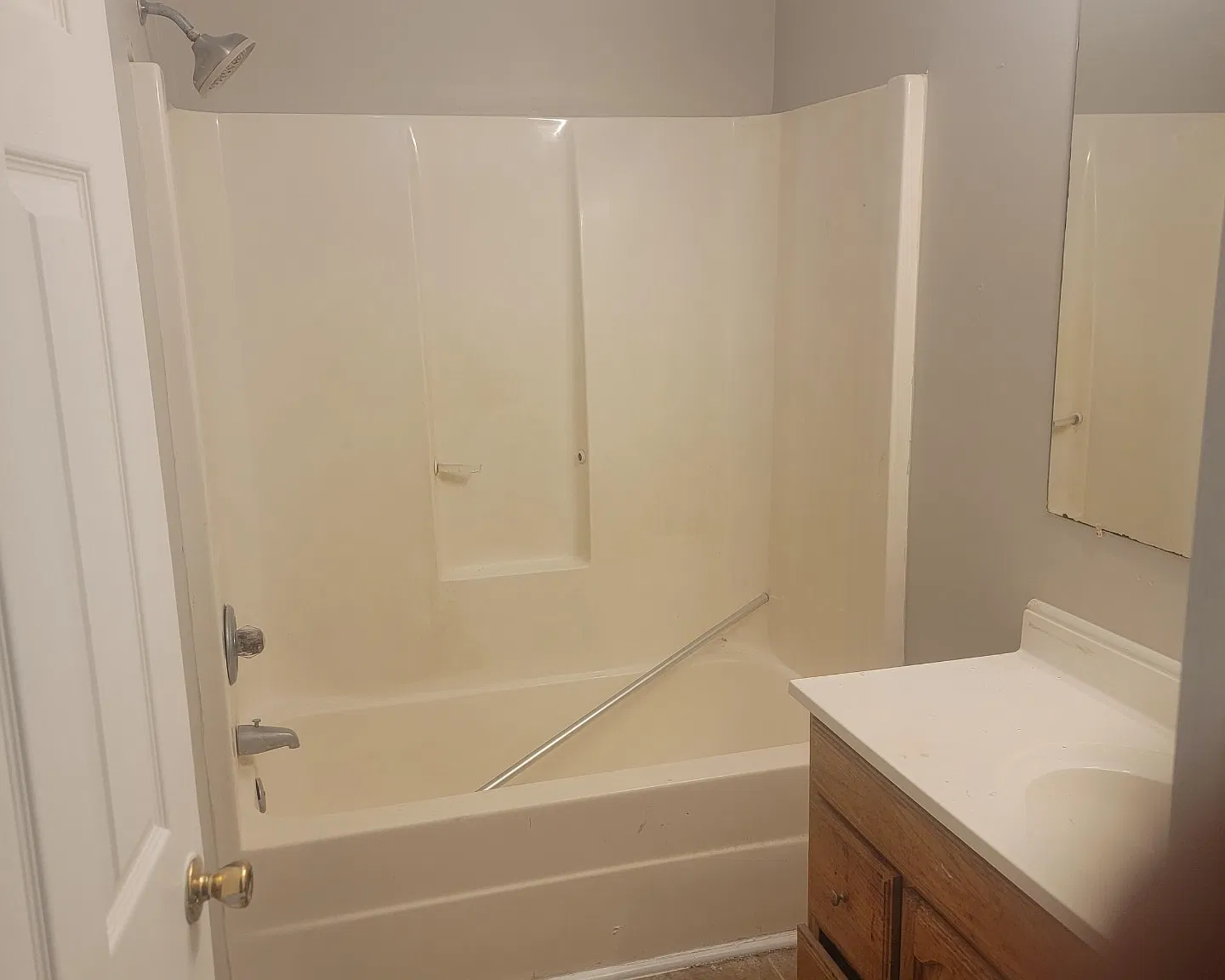 3 bed, 1404 sqft, $1,200 — Photo 2