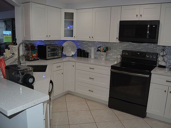5th image of 9650 S Ocean Dr APT 204