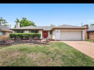 2406 Radcliffe Dr, Arlington, TX 76012