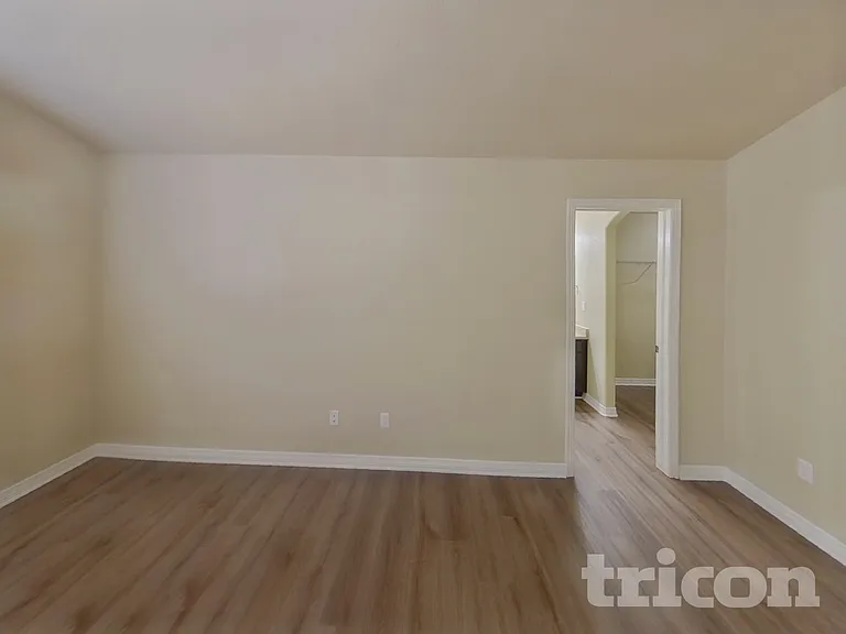 9899 Silver Stirrup Dr — Photo 5