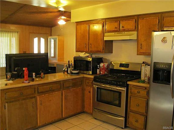 5th image of 1040 Greenway Dr