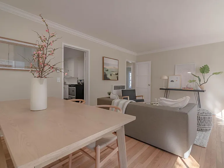 14858 1/4 Dickens St — Photo 8