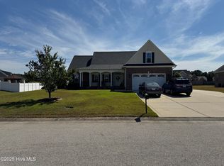 139 Randleman Dr, Raeford, NC 28376