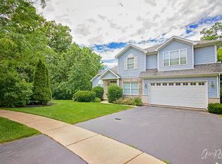 38400 N Hoeglund St, Lake Villa, IL