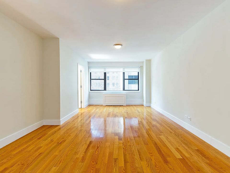 1st image of 141 E 33rd St APT 14D
