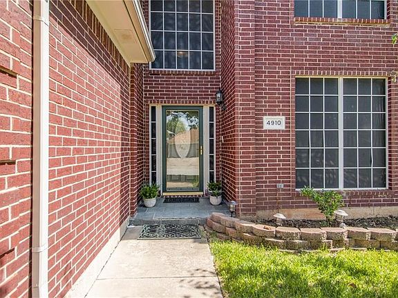 4th image of 4910 Saddlehorn Dr