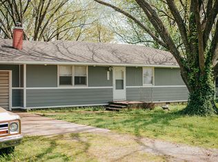 410 N Logan St, Girard, KS 66743