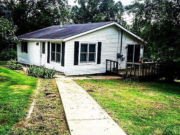 2nd image of 1810 E Sanders Second Ave