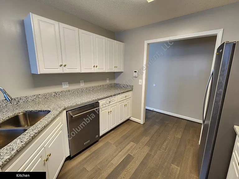 308 N Lake Pointe Dr — Photo 18